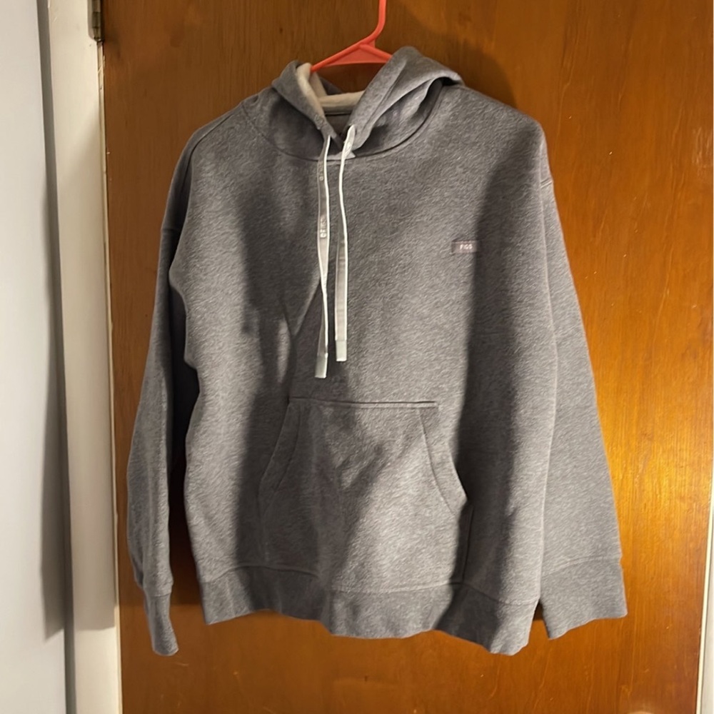 FIGS sweatsuit